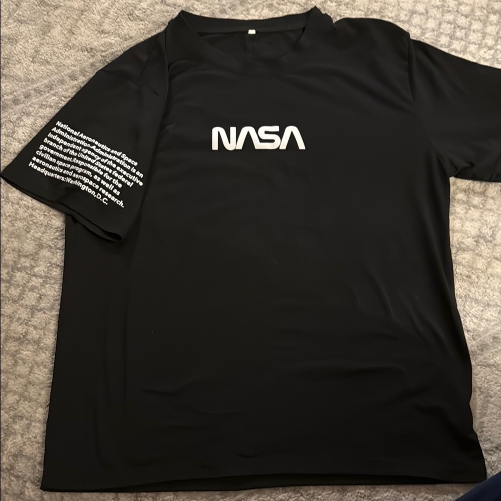 Black Short Sleeve Tee